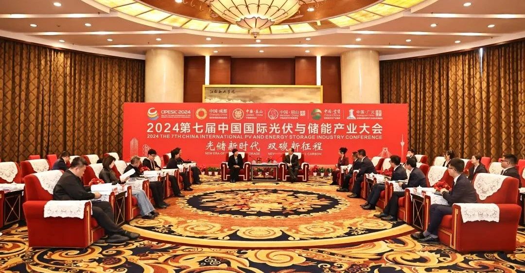 b22ab68772c58a8d5a2786a2a627c025.jpg b22ab68772c58a8d5a2786a2a627c025.jpg