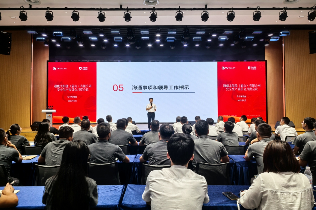 91b24bd167b912de88fb1610baa656bf.jpg 91b24bd167b912de88fb1610baa656bf.jpg