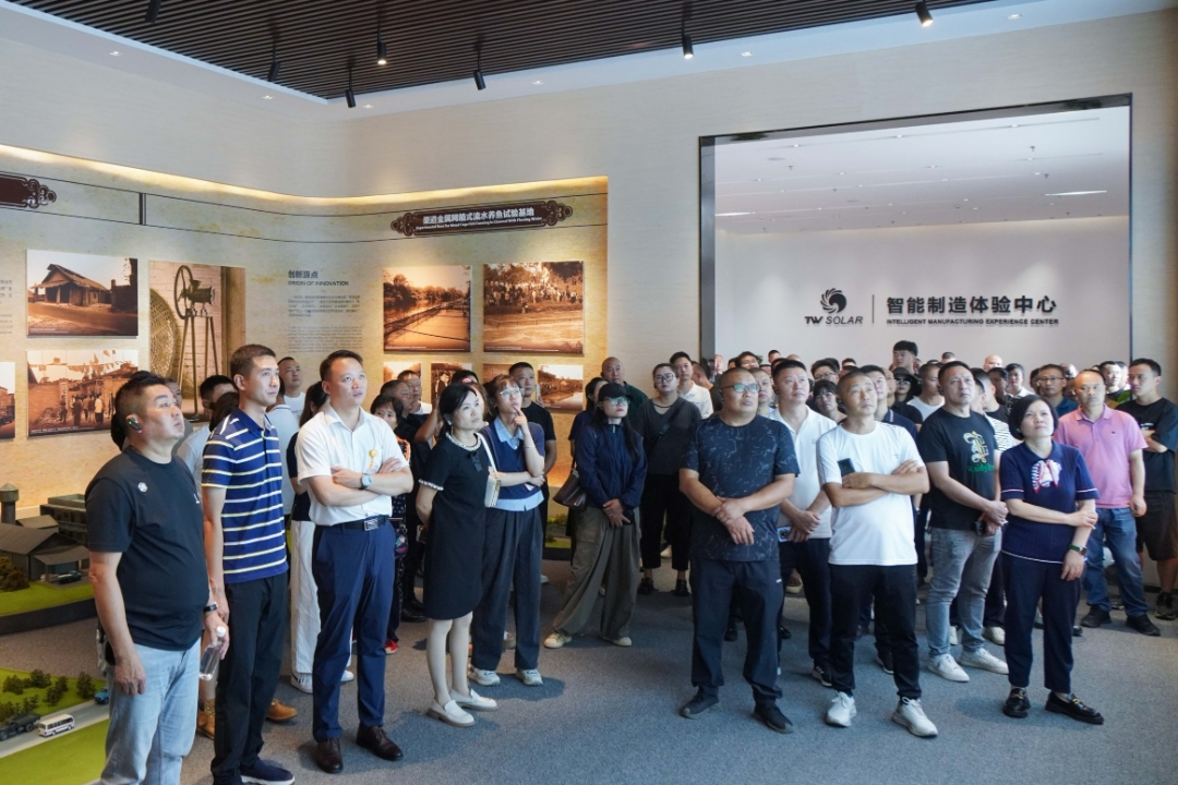 6bef60af4309f698b78025d3f8c9d606.jpg 6bef60af4309f698b78025d3f8c9d606.jpg