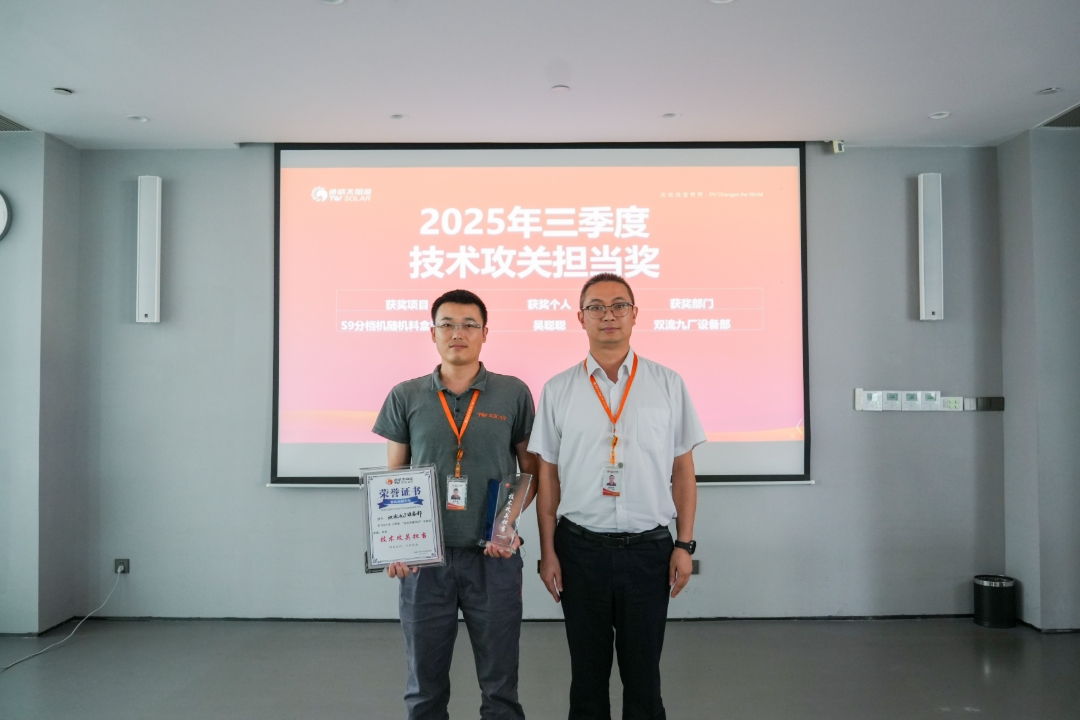 83ddc31b3df4101d2693ff953c28f58d.jpg 83ddc31b3df4101d2693ff953c28f58d.jpg