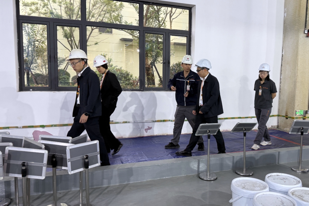 b5d5ff5415798d6825f390aee3b16e42.jpg b5d5ff5415798d6825f390aee3b16e42.jpg