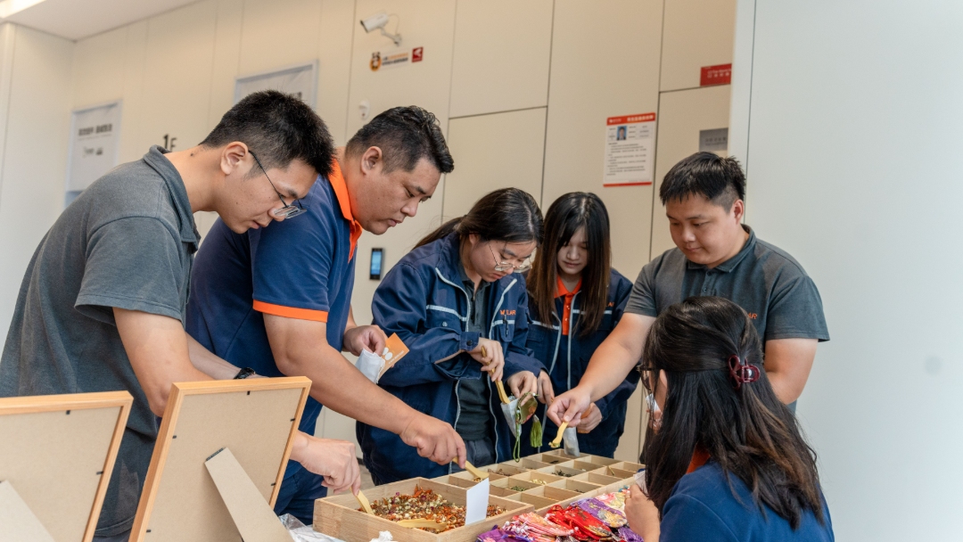 4ef73ce97c3aca4bde884da49ee7608d.jpg 4ef73ce97c3aca4bde884da49ee7608d.jpg