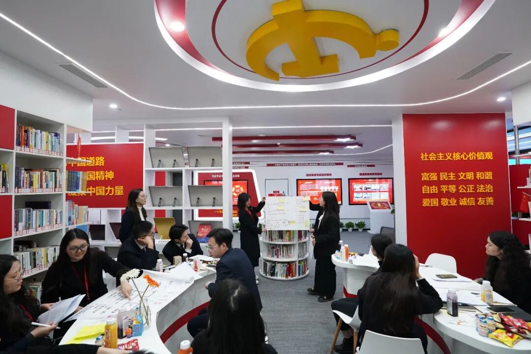 9e7733c9cc24b82898c385ac7270339c.jpg 9e7733c9cc24b82898c385ac7270339c.jpg